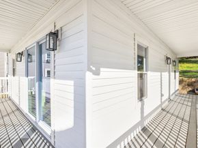 134 Pleasant St, Southbridge MA 01550