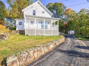 134 Pleasant St, Southbridge MA 01550
