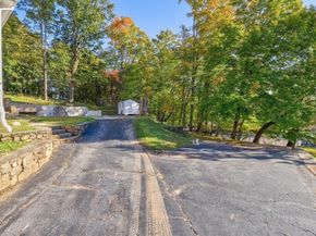 134 Pleasant St, Southbridge MA 01550