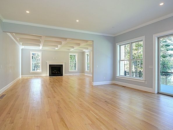 788 Main St, Hudson MA 01749