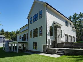 788 Main St, Hudson MA 01749
