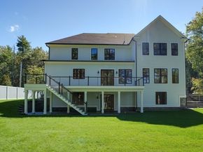 788 Main St, Hudson MA 01749