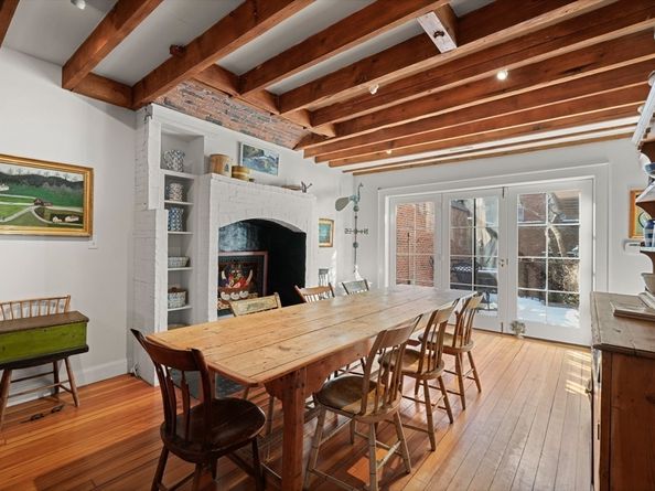 32 West Cedar Street, Boston MA 02108