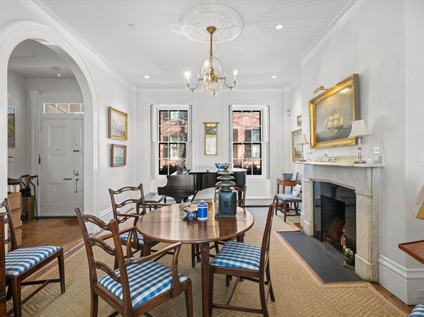 32 West Cedar Street, Boston MA 02108
