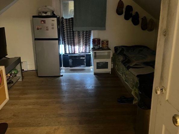 25 Eames St, Framingham MA 01702