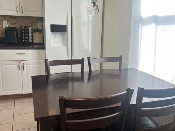 25 Eames St, Framingham MA 01702