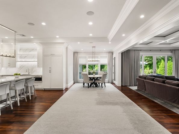 32 Forest Street, Lexington MA 02421