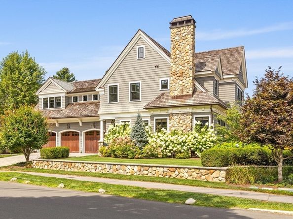 32 Forest Street, Lexington MA 02421