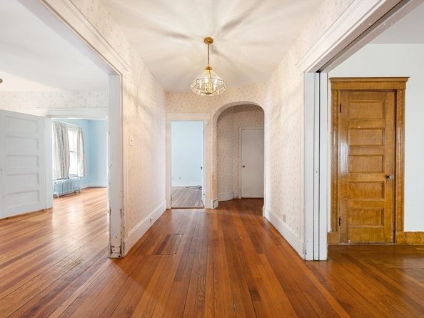 27 Willis Street, Boston MA 02125