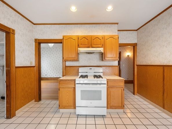 27 Willis Street, Boston MA 02125
