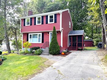 11 Springwood Ave