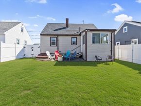 19 Maryland Ave, Winthrop MA 02152