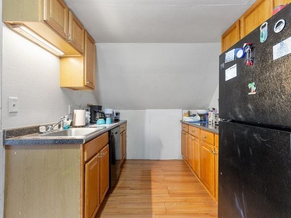 560 N Montello St, Brockton MA 02301