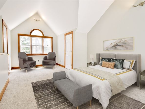39 Bellis Circle E, Cambridge MA 02140