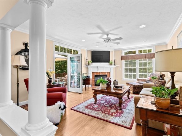 75 Thistle Road, North Andover MA 01845