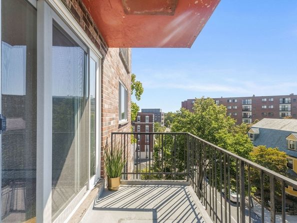 9 Chauncy St 61, Cambridge MA 02138