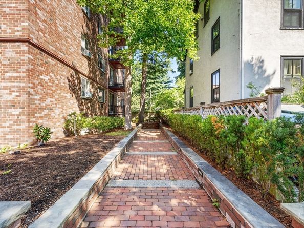 9 Chauncy St 61, Cambridge MA 02138