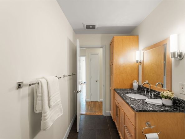 9 Chauncy St 61, Cambridge MA 02138