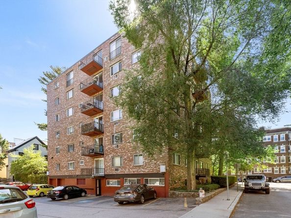 9 Chauncy St 61, Cambridge MA 02138