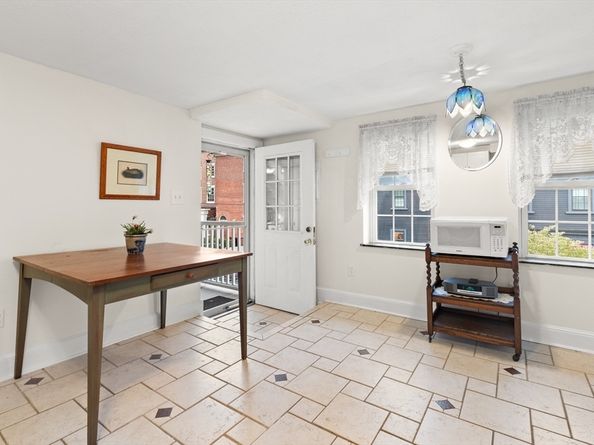 8 Williams Street E2, Salem MA 01970