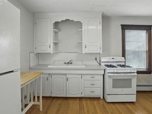 177-179 Massachusetts Ave, North Andover MA 01845