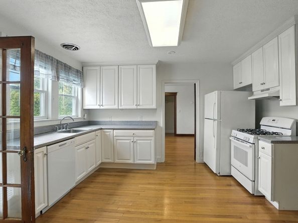 177-179 Massachusetts Ave, North Andover MA 01845