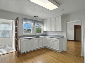 177-179 Massachusetts Ave, North Andover MA 01845