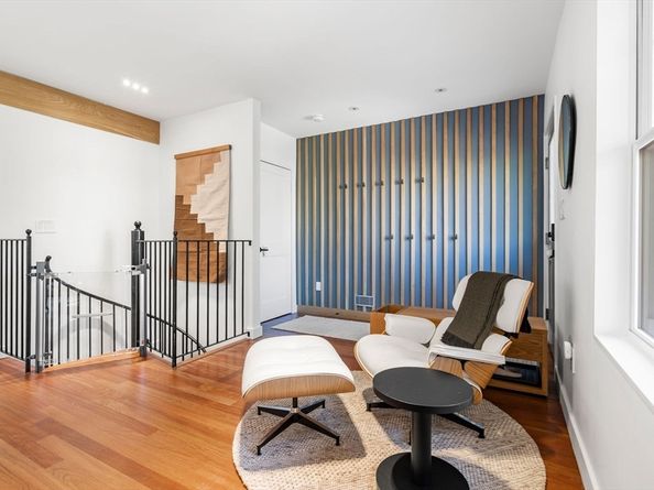 138 Mason Terrace 1, Brookline MA 02446