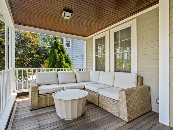 138 Mason Terrace 1, Brookline MA 02446