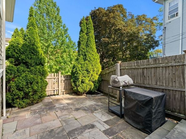 138 Mason Terrace 1, Brookline MA 02446