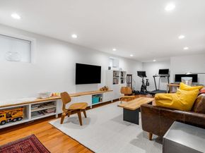 138 Mason Terrace 1, Brookline MA 02446