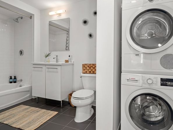 2 Earhart Street PH2, Cambridge MA 02141