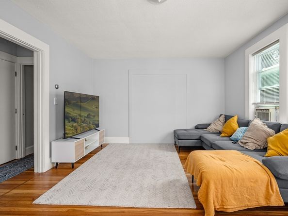 32-34 Mount Vernon St, Saugus MA 01906