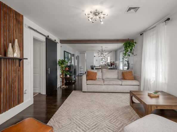 32-34 Mount Vernon St, Saugus MA 01906