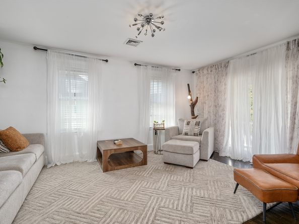 32-34 Mount Vernon St, Saugus MA 01906