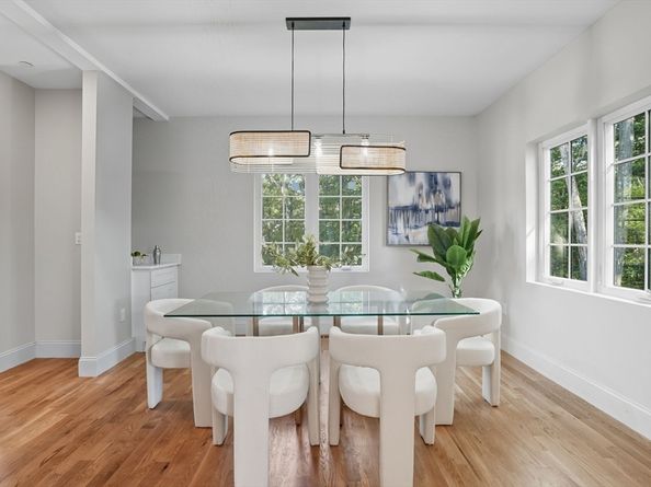 9 Lovis Ave, Wakefield MA 01880