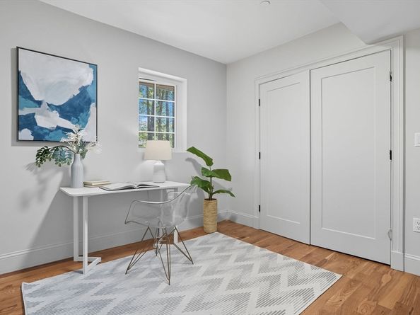9 Lovis Ave, Wakefield MA 01880