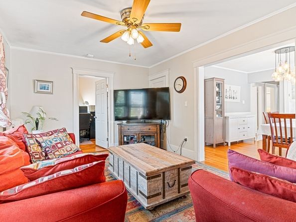 238 Arlington St 238, Watertown MA 02472
