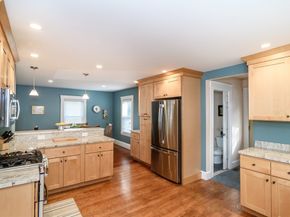 8 Pitts St, Natick MA 01760