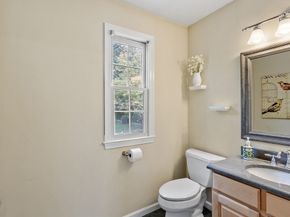 6 Vanessa Dr, Northborough MA 01532