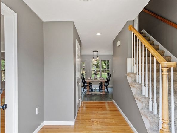 6 Vanessa Dr, Northborough MA 01532