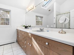 14 Francine Rd, Framingham MA 01701