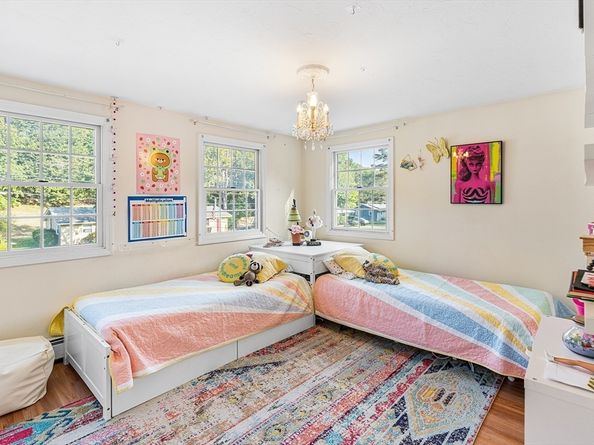 14 Francine Rd, Framingham MA 01701