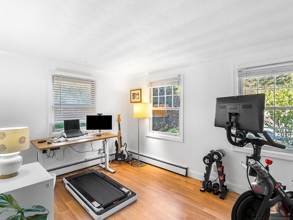 14 Francine Rd, Framingham MA 01701