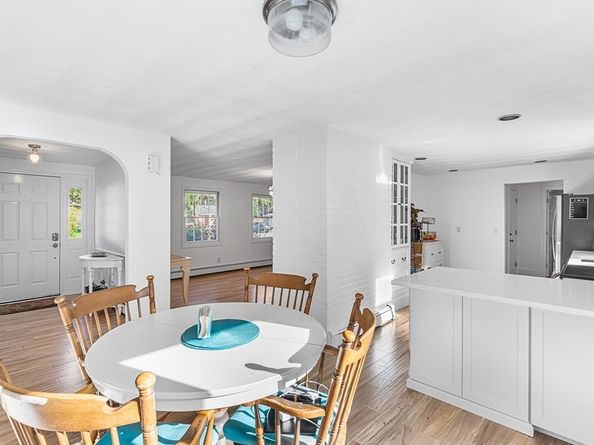14 Francine Rd, Framingham MA 01701