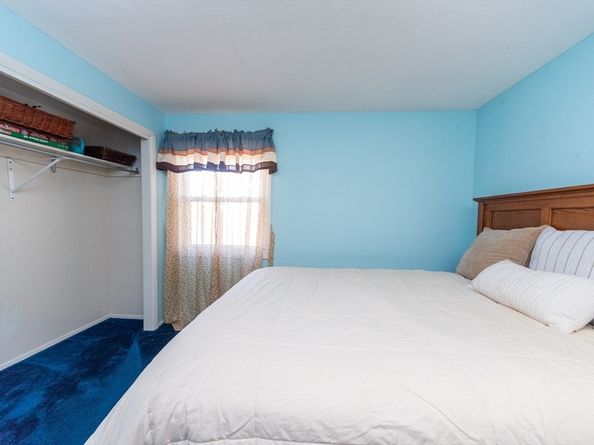221 Sinclair Rd, Brockton MA 02302