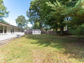 221 Sinclair Rd, Brockton MA 02302