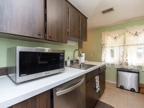 221 Sinclair Rd, Brockton MA 02302
