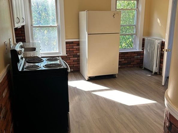 103 Clinton St, Brockton MA 02302