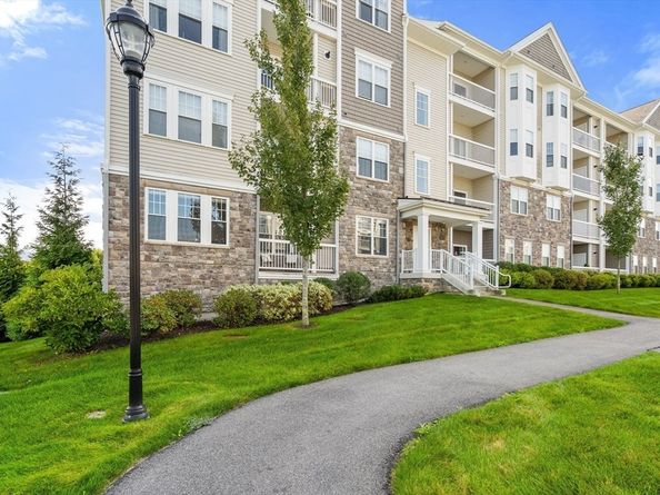 11101 Peters Farm Way 101, Westborough MA 01581